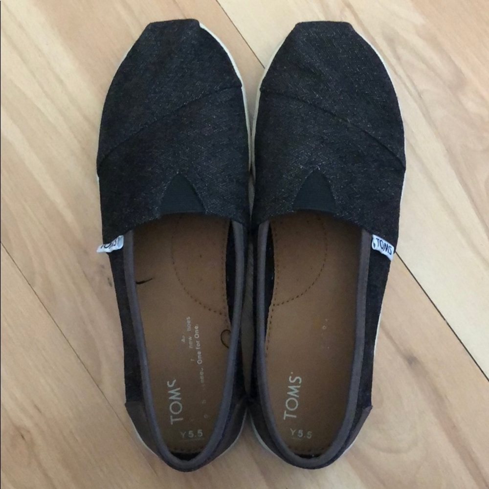 Toms Rubber Charcoal & Herringbone (Youth 5.5)